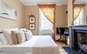 The New Cross Premier Rooms